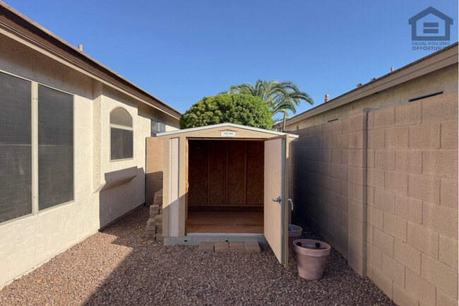Building Photo - 3Bed/2Bath House w/Bonus Room at 67th Ave/AZ Loop-101! Ready for Immediate Move-In!