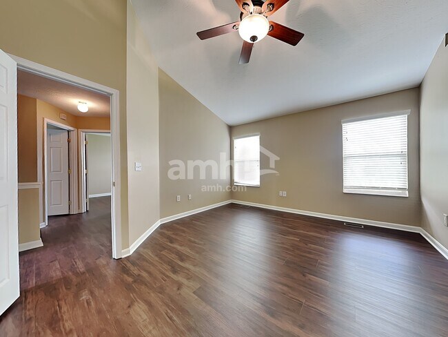 Building Photo - 1509 Dorset Way
