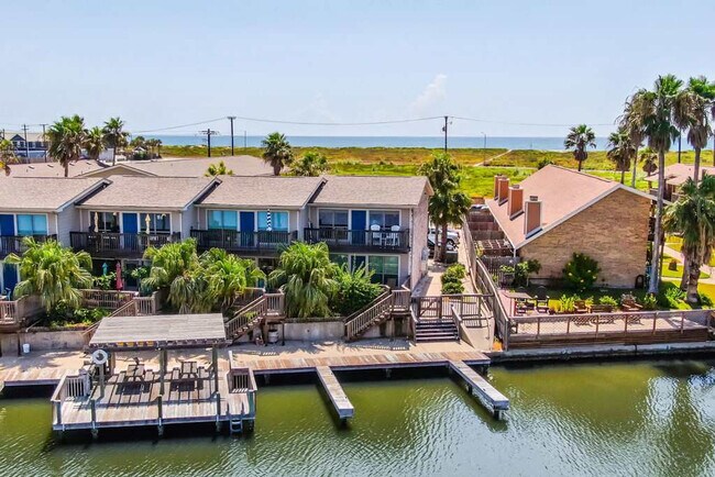 Building Photo - 15209 Leeward Dr