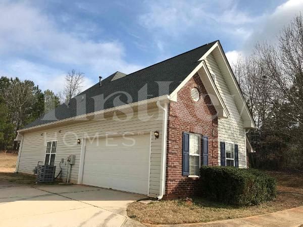 Building Photo - 20 Stephens Way