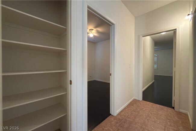 Building Photo - 277 Prudence Ct