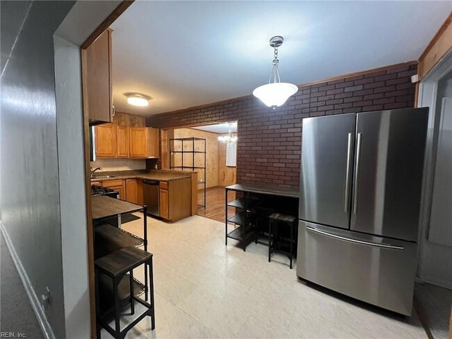 Building Photo - 4556 Dora Cir