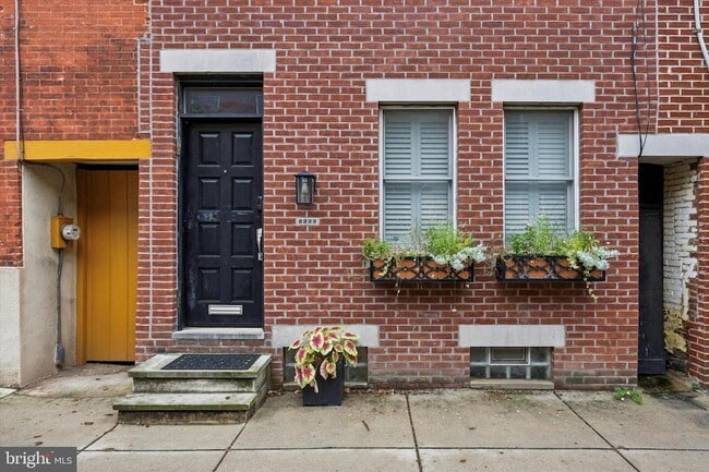 Building Photo - 2222 Kater St