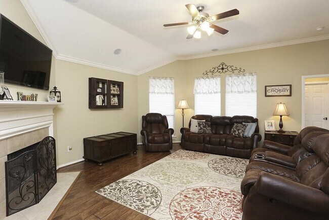 Building Photo - 26634 Clear Mill Ln