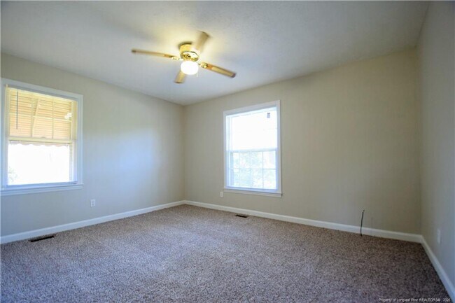 Building Photo - 1509 Paisley Ave