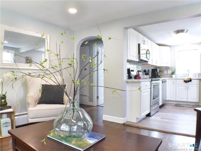 Building Photo - 70 Whitney Rd