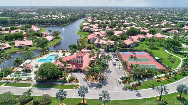 Building Photo - 7657 Lexington Club Blvd