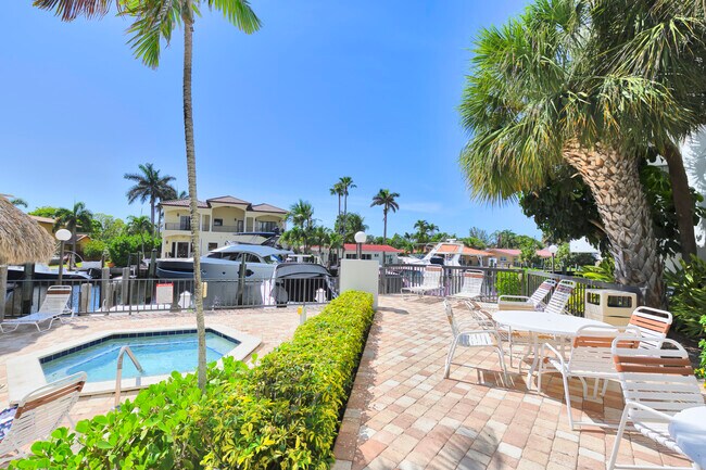 Building Photo - 1361 S Ocean Blvd