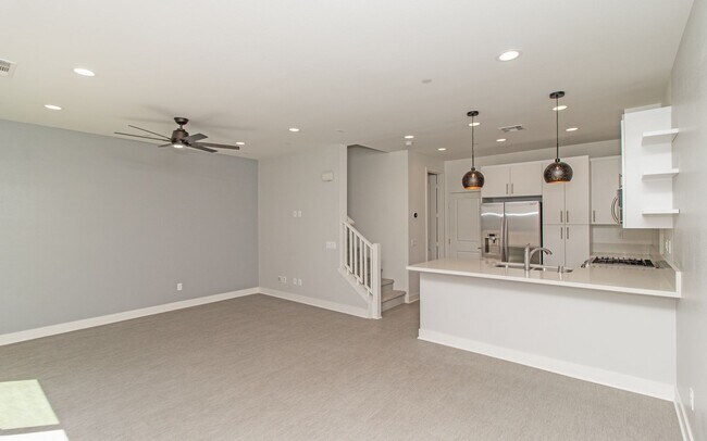 Building Photo - 3138 Asto Pl