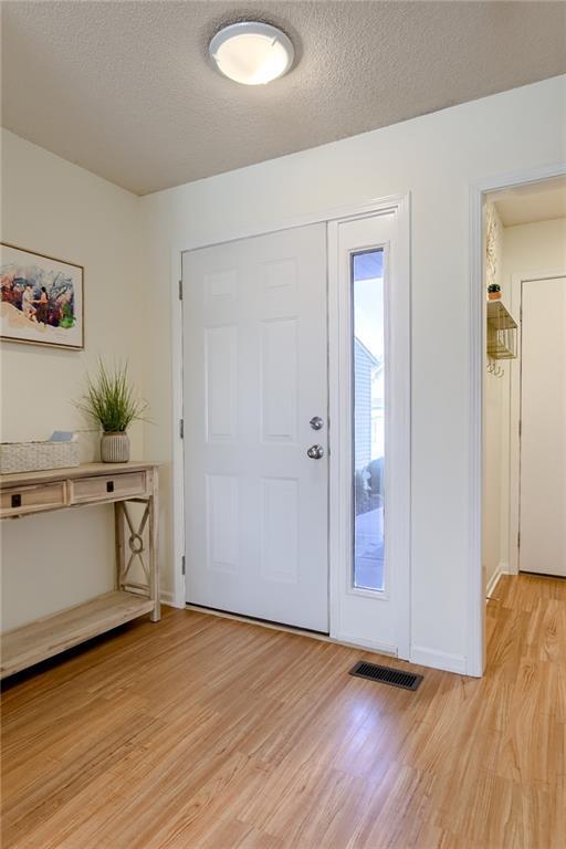 Building Photo - 2157 SW Rambling Vine Rd