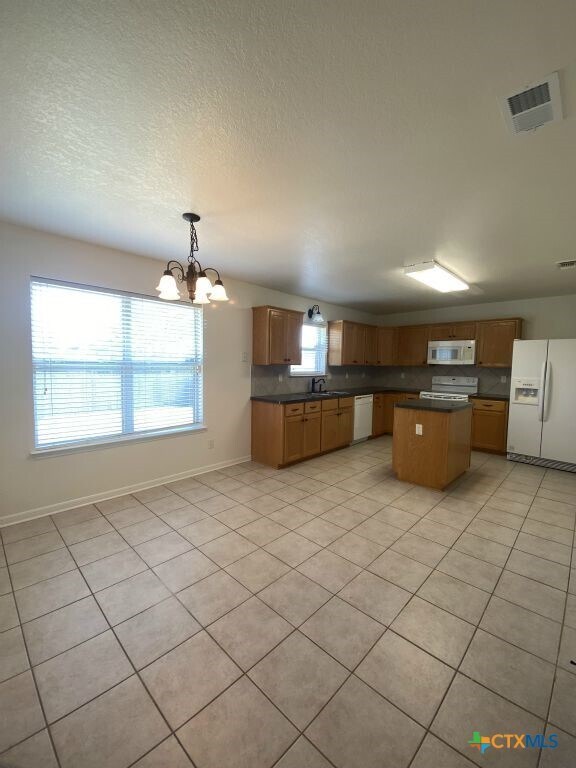 Building Photo - 4902 Slate Ct