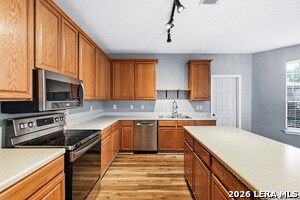 Building Photo - 7101 Avery Rd