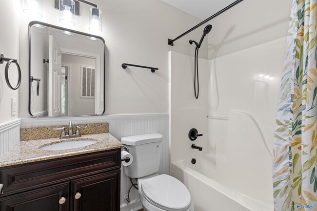 Building Photo - 285 Ruby Dr