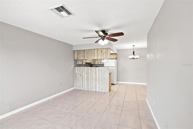 Building Photo - 4344 Tahitian Gardens Cir