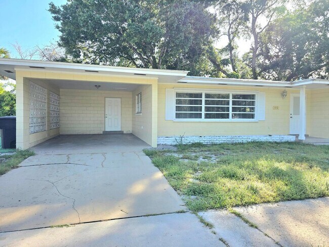 Building Photo - 580 Wendell Rd