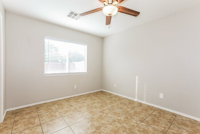 Building Photo - 2377 E San Manuel Rd