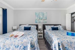 Building Photo - 2625 NE 13th Ct