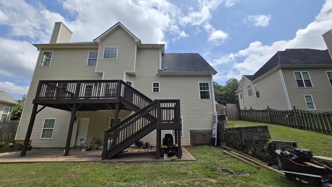 Building Photo - 235 West Springs Drive