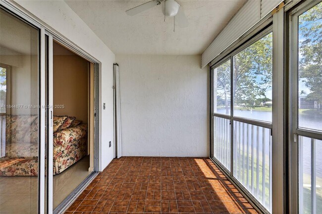 Building Photo - 7214 S Devon Dr