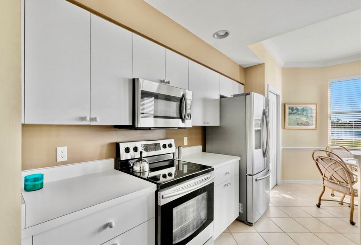 Building Photo - 10480 Washingtonia Palm Way
