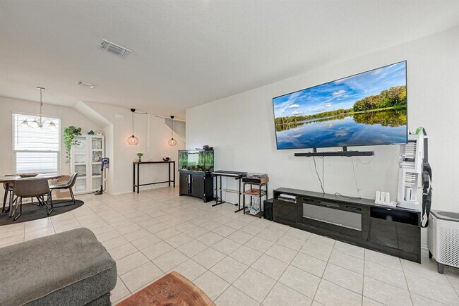 Building Photo - 229 Prairie Falcon Wy