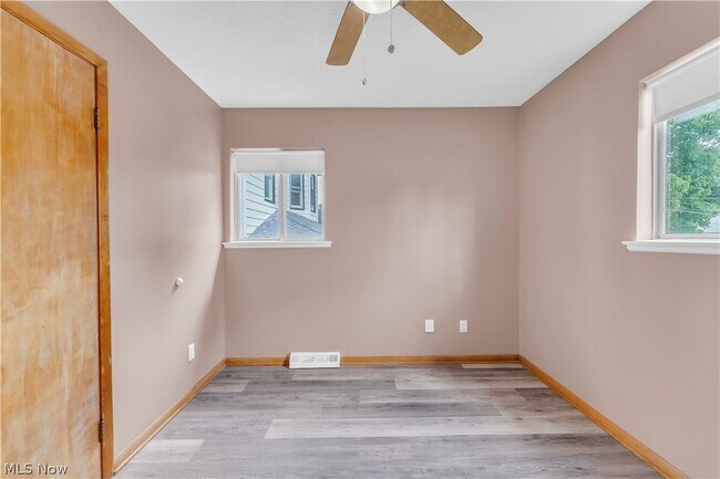 Building Photo - 14152 Berwyn Ave
