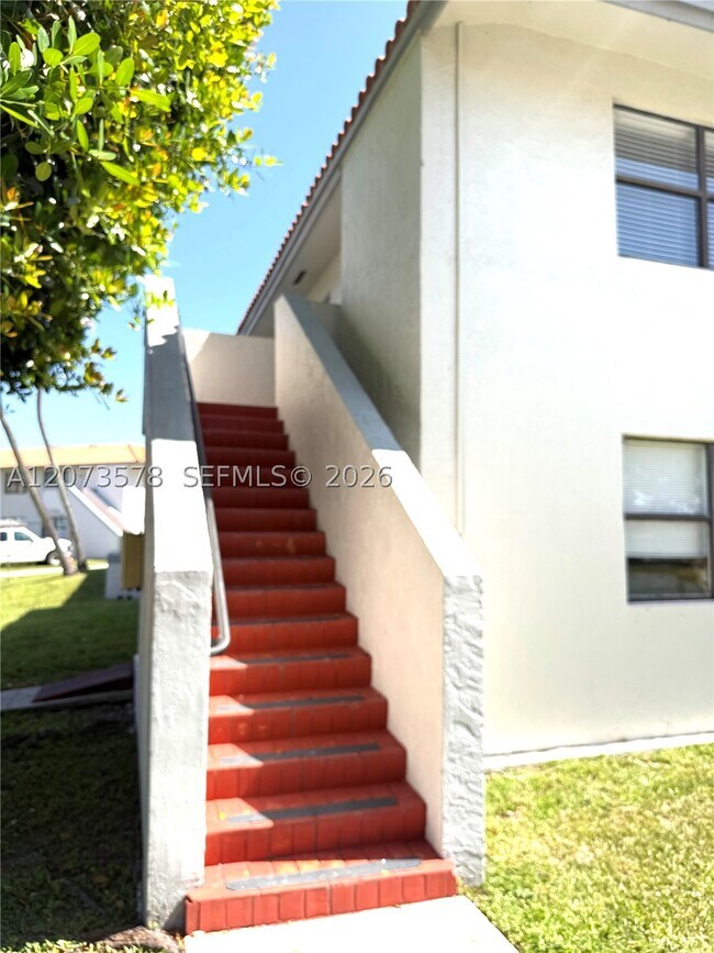 Building Photo - 14829 SW 80th St