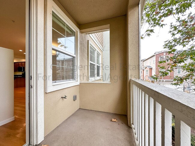 Building Photo - 2404 Maritime Way