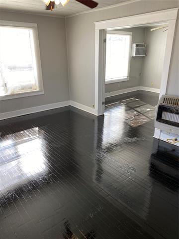 Building Photo - 1613 Park St