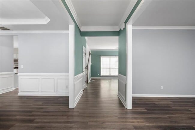 Building Photo - 4220 Hunters Green Way NE