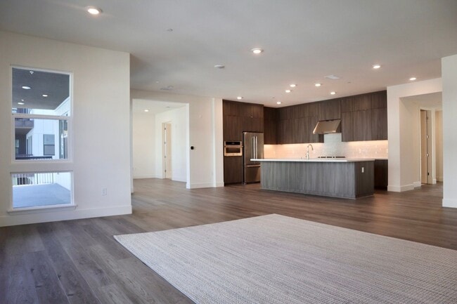 Building Photo - State of the Art Condo located in Fremont! – Metro West Community!