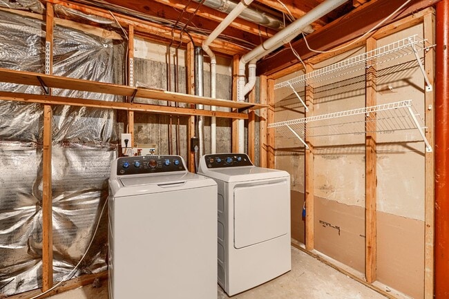 Building Photo - 9847 Bale Ct