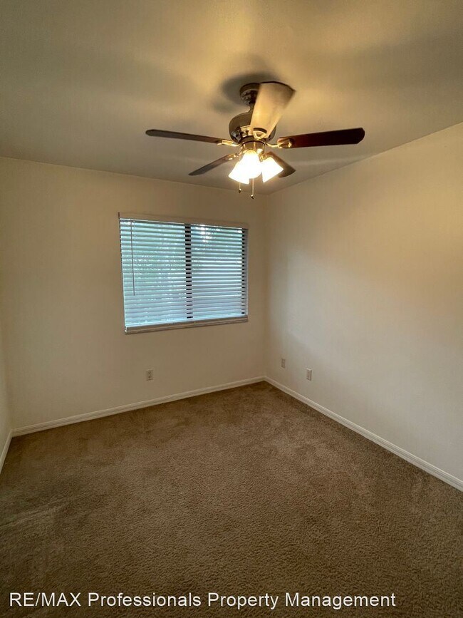 Building Photo - 3 br, 2.5 bath House - 3752 NW 55th Place
