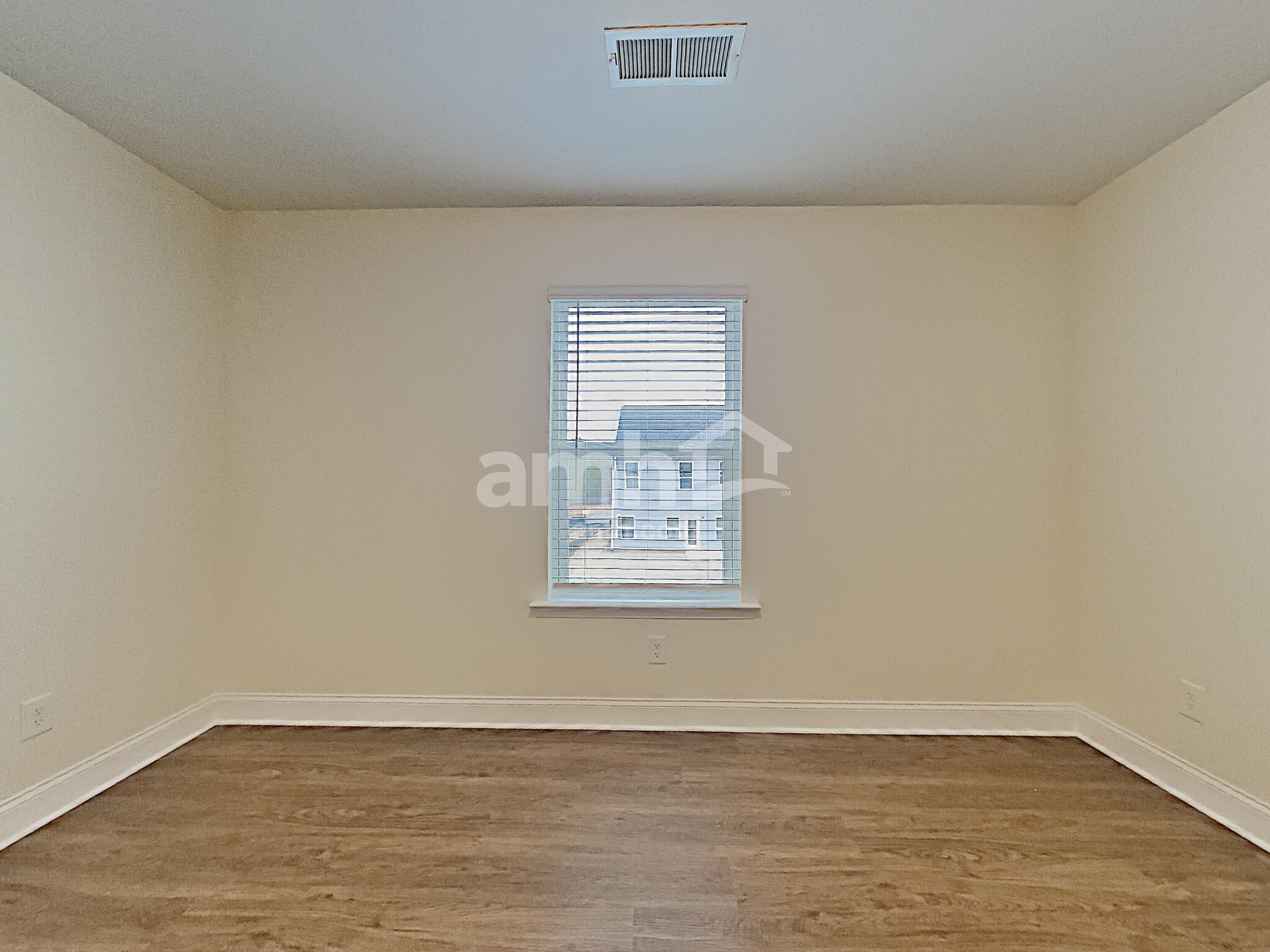 Building Photo - 584 Woodall Rd