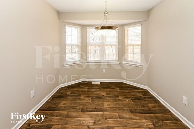 Building Photo - 203 Hickory Wood Dr