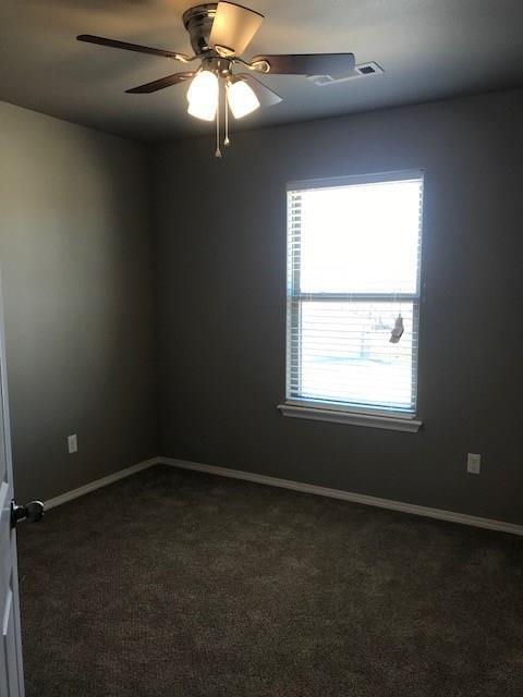 Building Photo - 604 SW Loudon Dr