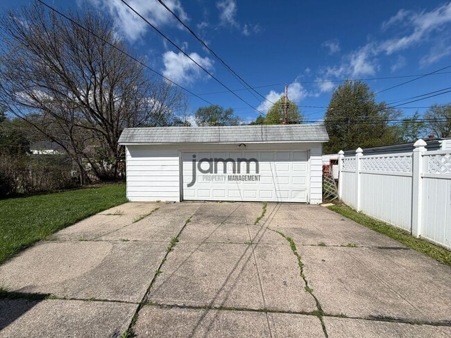 Building Photo - 4566 W 226th St