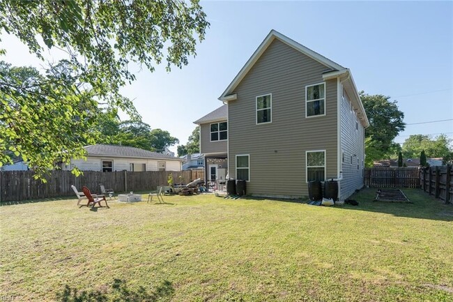 Building Photo - 409 Draper Dr