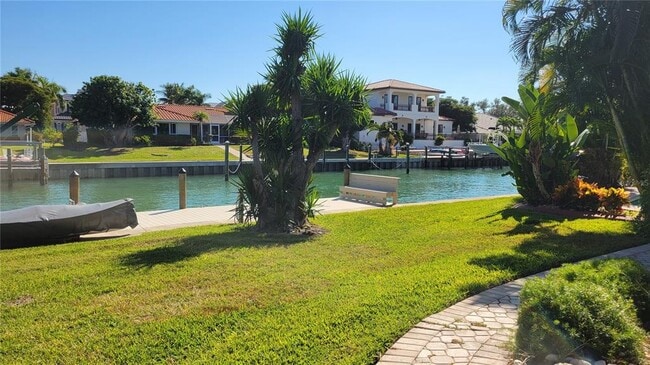 Building Photo - 638 S Owl Dr