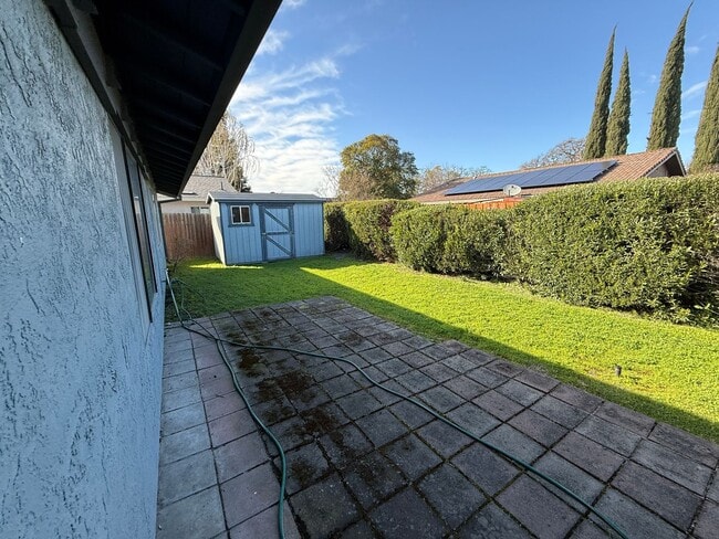 Building Photo - Single story home located in the Stonewood neighborhood!