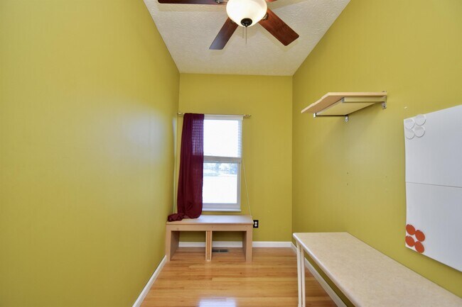 Building Photo - 5167 Elm Leaf Trail