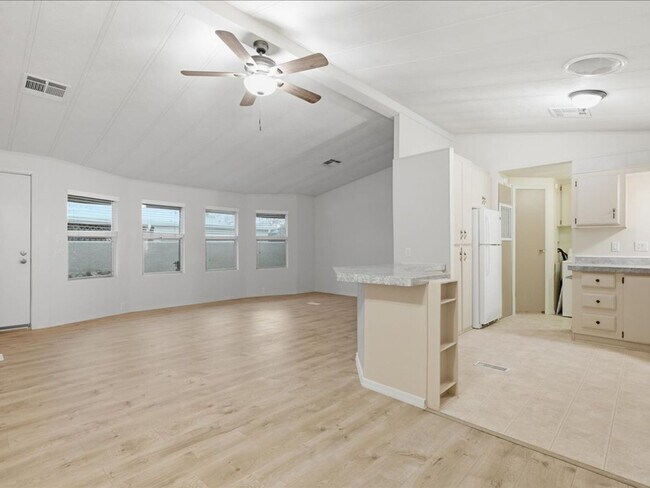 Building Photo - 6124 W Tucson Estates Pkwy