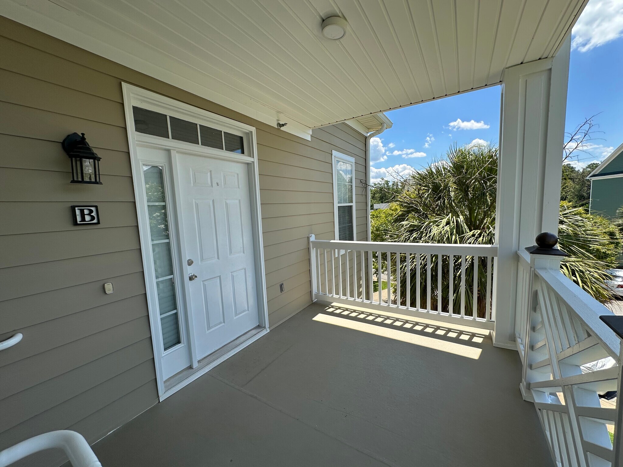 Building Photo - 149 Breezes Dr
