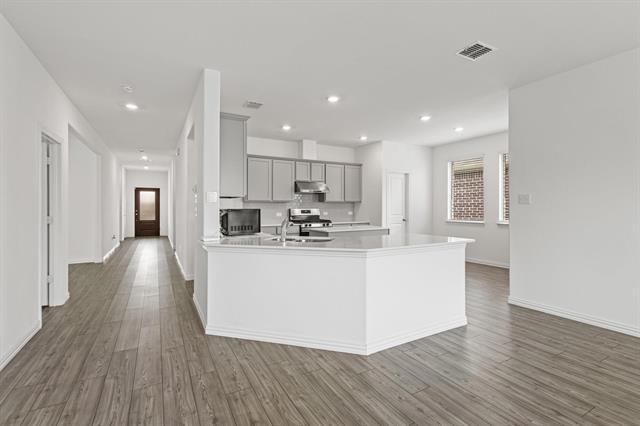 Building Photo - 3708 Milkweed Rd