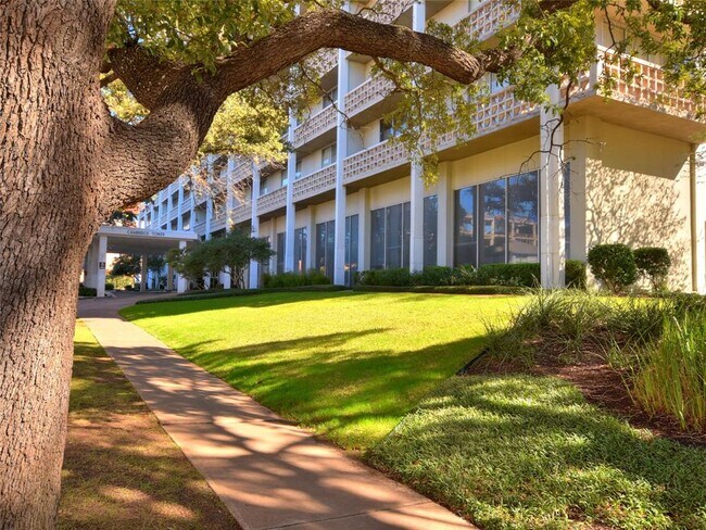 Building Photo - 1801 Lavaca St