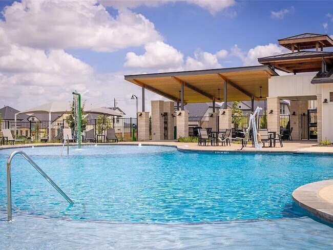 Building Photo - 12112 Dillon Fls Dr