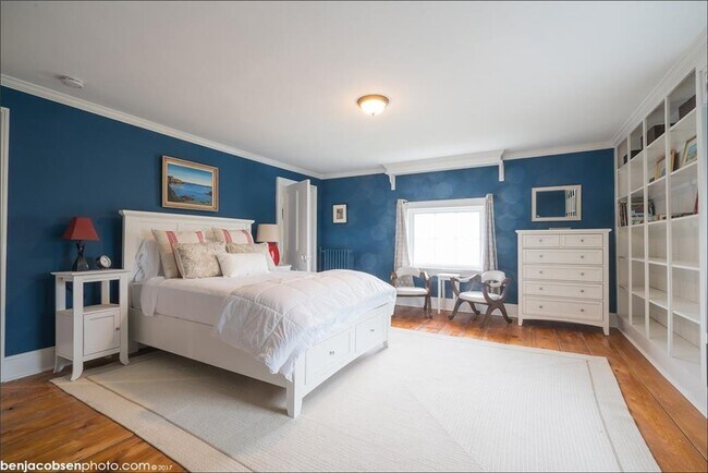 Building Photo - 6 Restmere Terrace