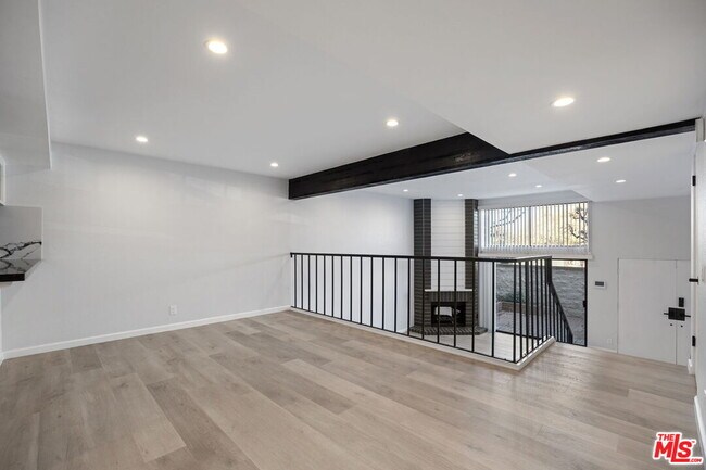 Building Photo - 4631 Alla Rd