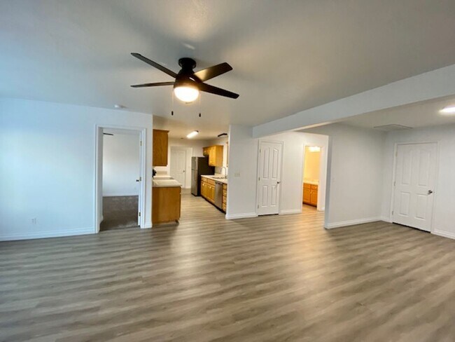 Building Photo - 766 N 2720 E