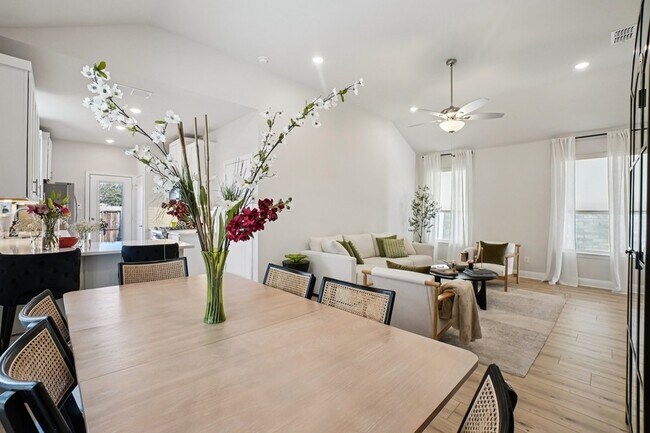 Building Photo - 11422 Chepstow Crescent Ct